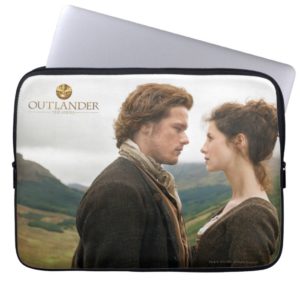 Outlander | Jamie & Claire Face To Face Laptop Sleeve