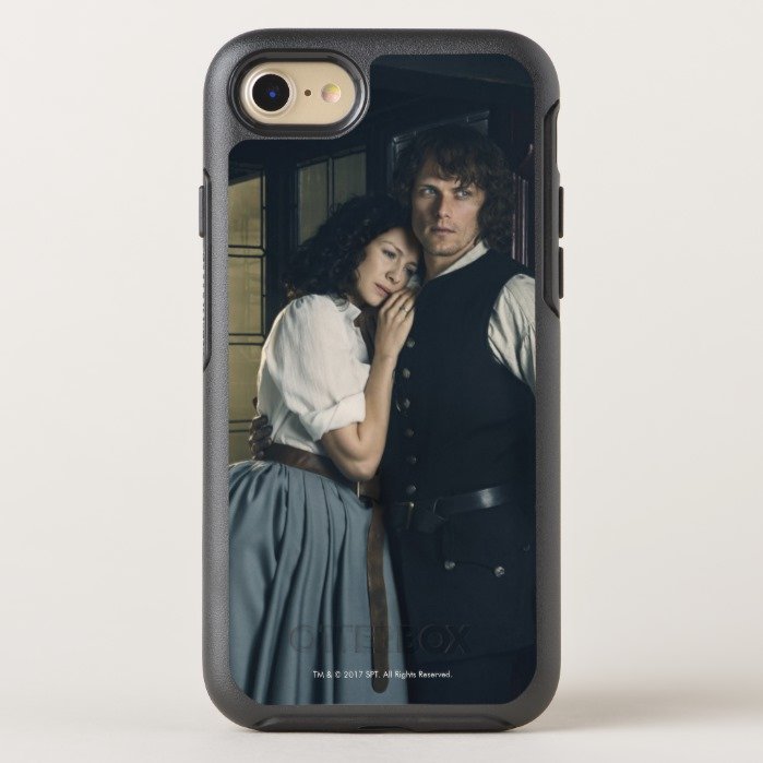 Outlander Season 3 | Jamie and Claire Affection OtterBox iPhone Case