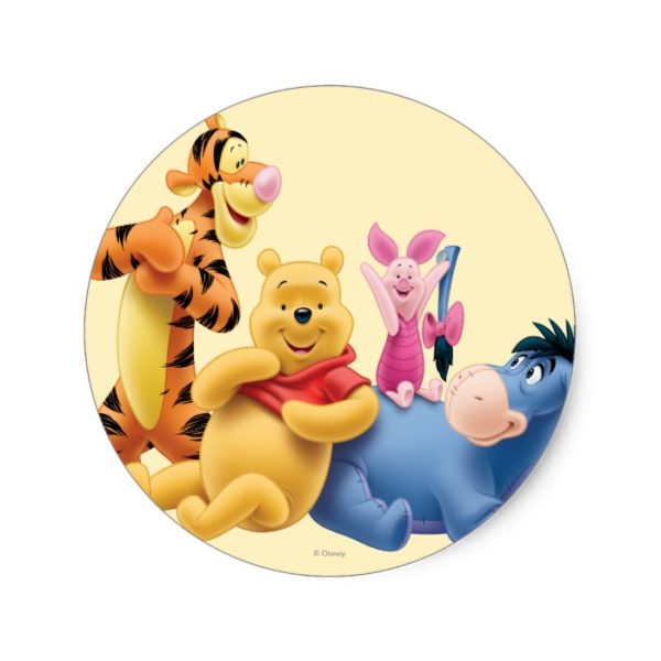 Pooh & Friends 10 Classic Round Sticker