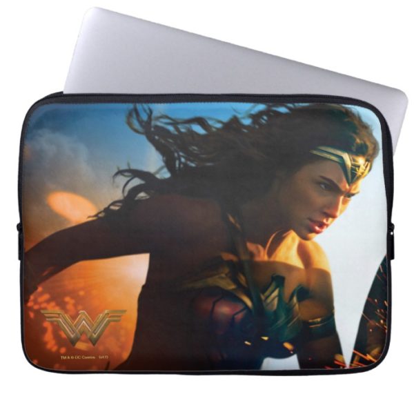 Wonder Woman Running on Battlefield Laptop Sleeve