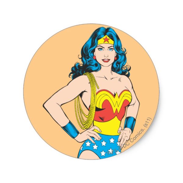 Wonder Woman | Vintage Pose with Lasso Classic Round Sticker