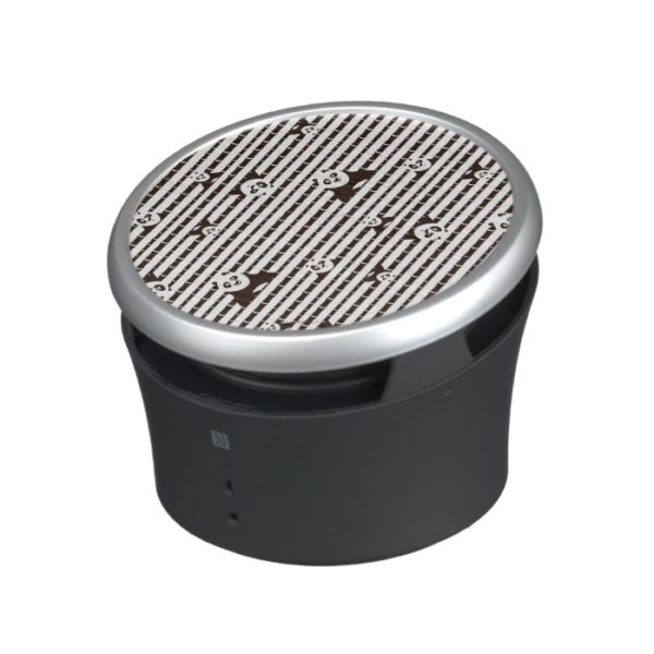 Black and White Po Pattern Bluetooth Speaker