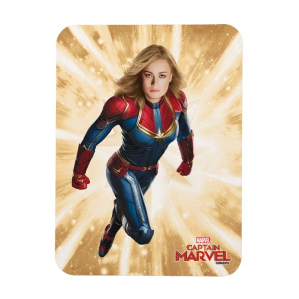 Captain Marvel | Flying Closeup Character Art Magnet