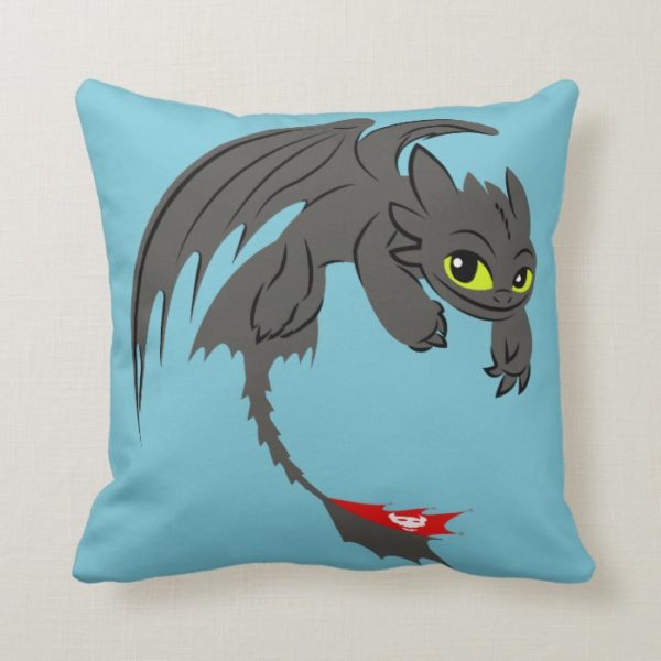 Toothless Flying Illustration Throw Pillow